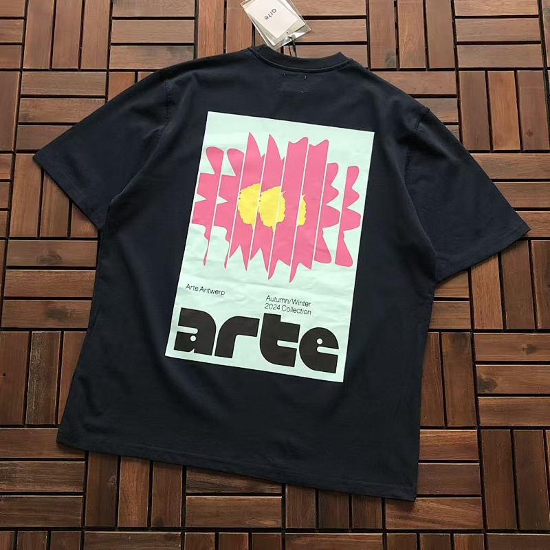 ARTE ANTWERP T-SHIRT 77012052 (im 176CM 58KG iwear size M in the photo)