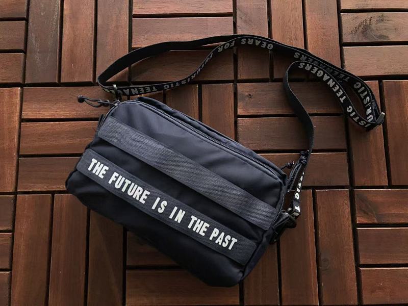 HUMAN MADE BAG(长13CM*宽22CM*高6CM 22112703