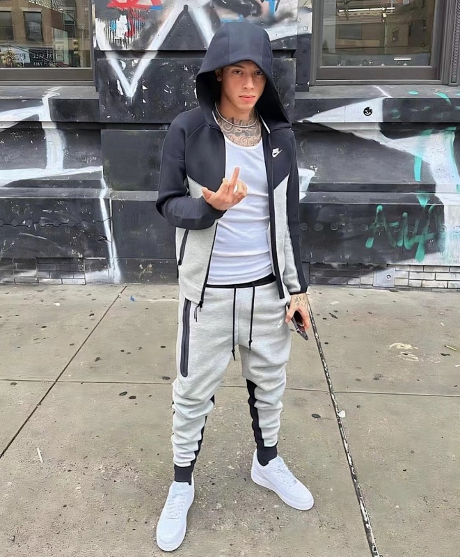 TF 2023 FB7921-064 zip-up coat FB8002-064 pants (im 180CM 68KG iwear size S in the photo)