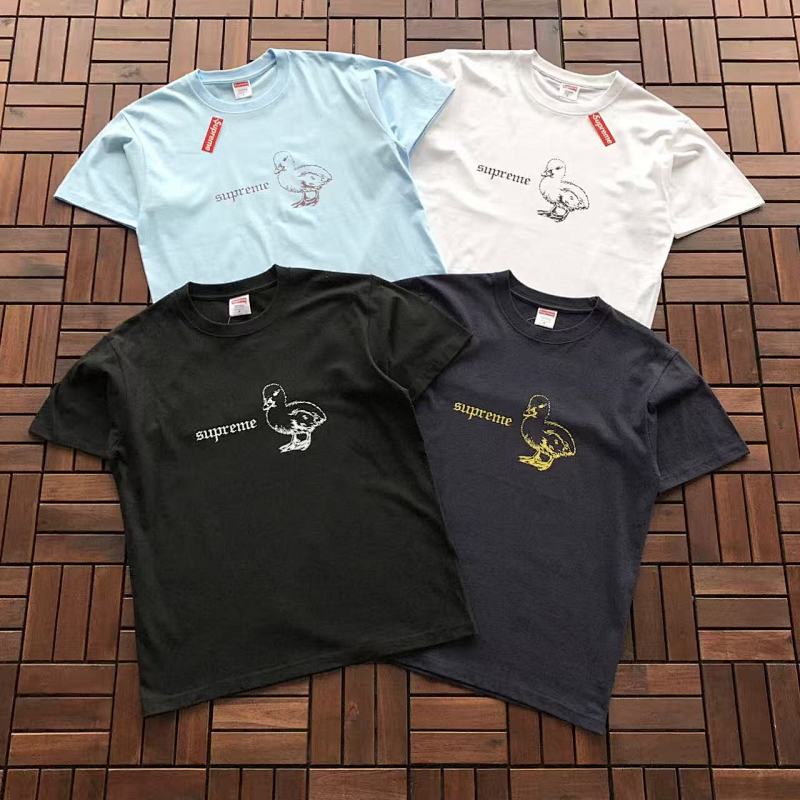 SUPREME T-SHIRT 55032210 (im 176CM 58KG iwear size M in the photo)