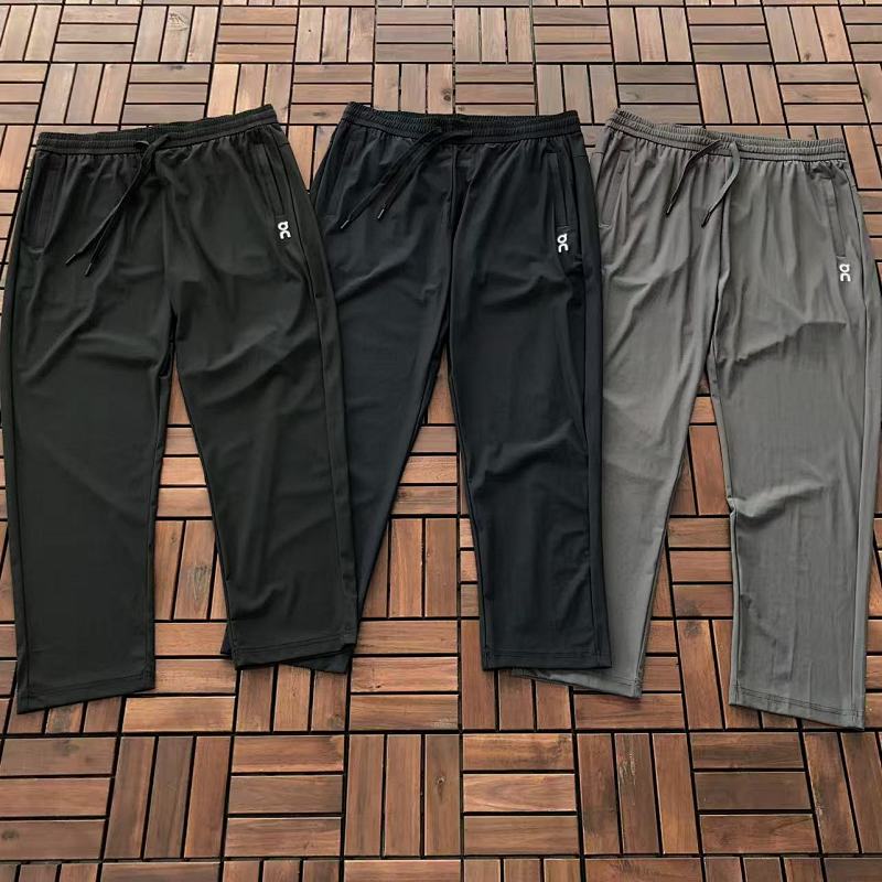 ON RUNNING TROUSERS 66010310 (im 185CM 80KG iwear size 3XL in the photo)