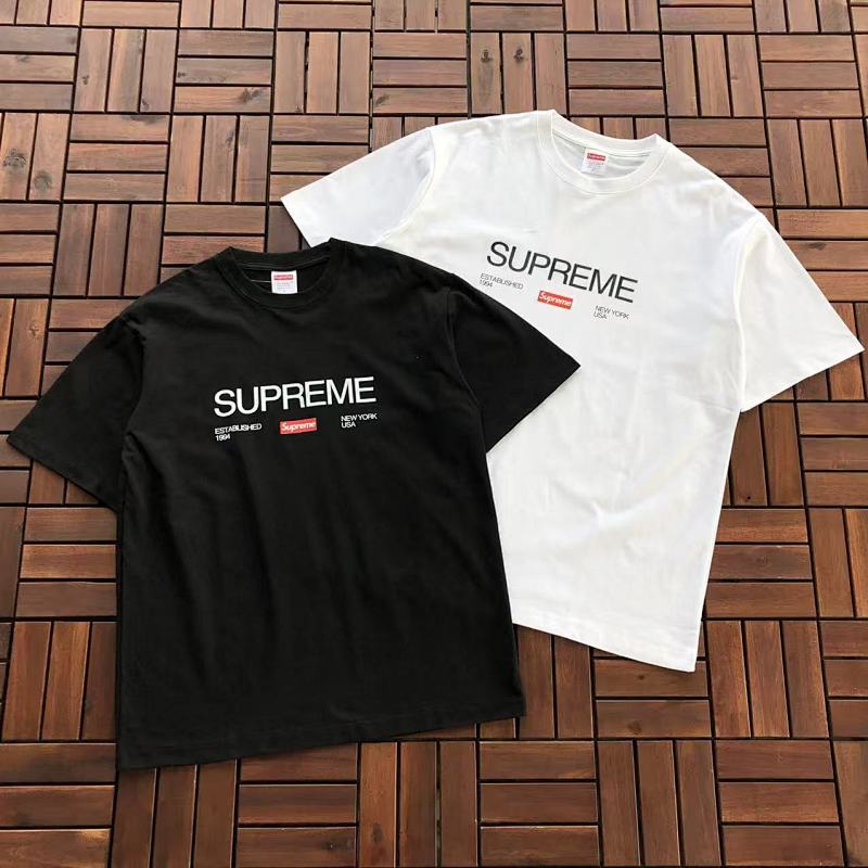 SUPREME T-SHIRT 11111027 (im 185CM 80KG iwear size S in the photo)