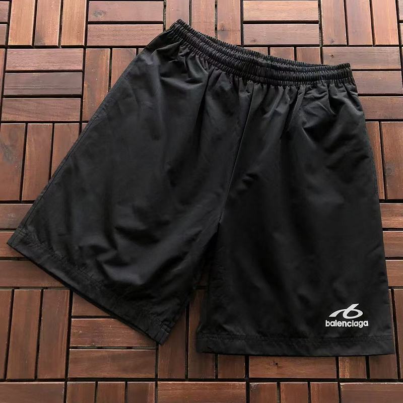 BALENCIAGA SHORTS 77072354 (im 185CM 70KG iwear size M in the photo)