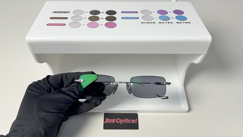 Photochromic lens Test