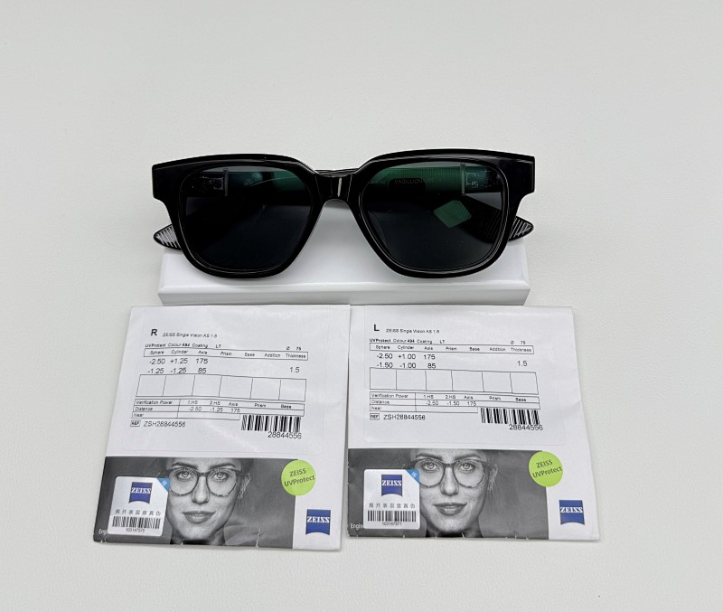 QC : VAGILLIONAIRE II 925 Silver