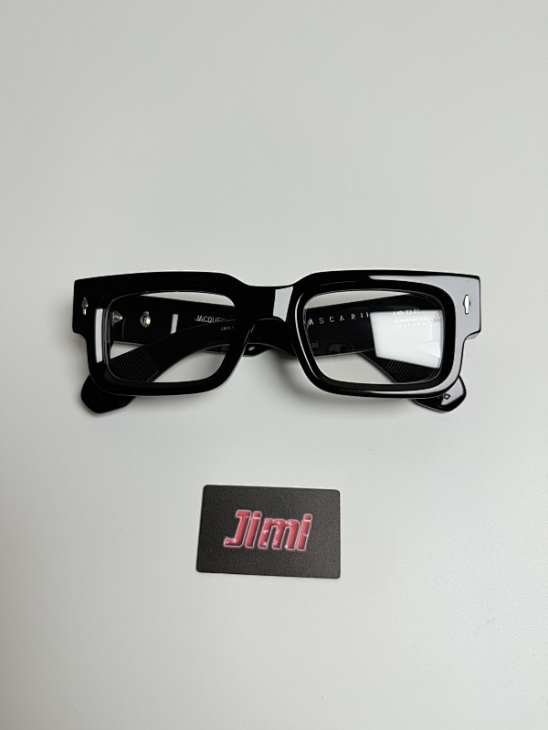 QC : ASCARI 变色镜片（变黑色）
