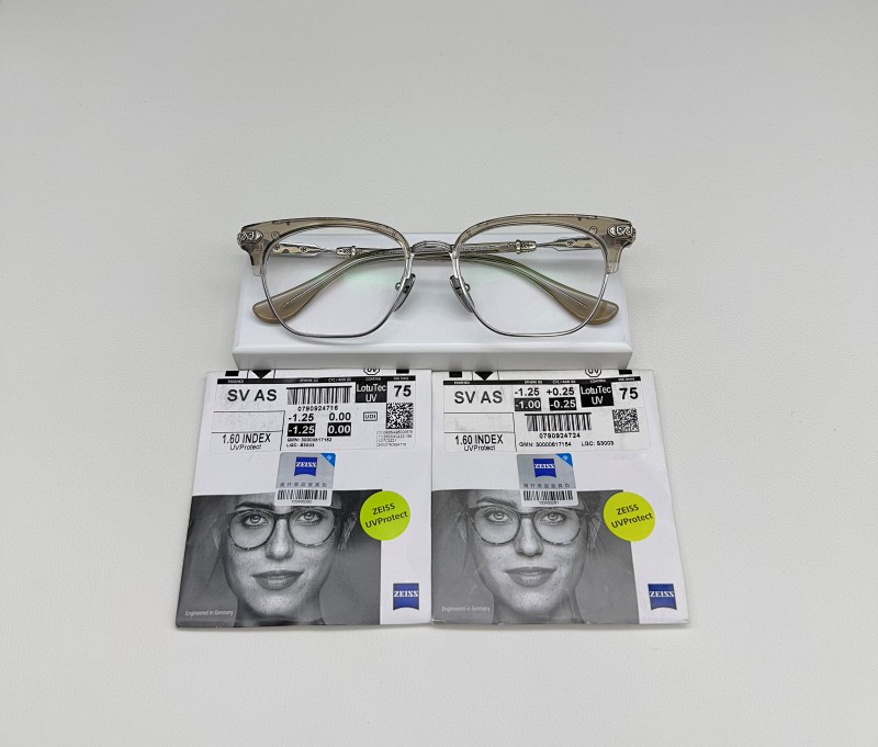 QC : VERTICAL SMILE II 925 Silver