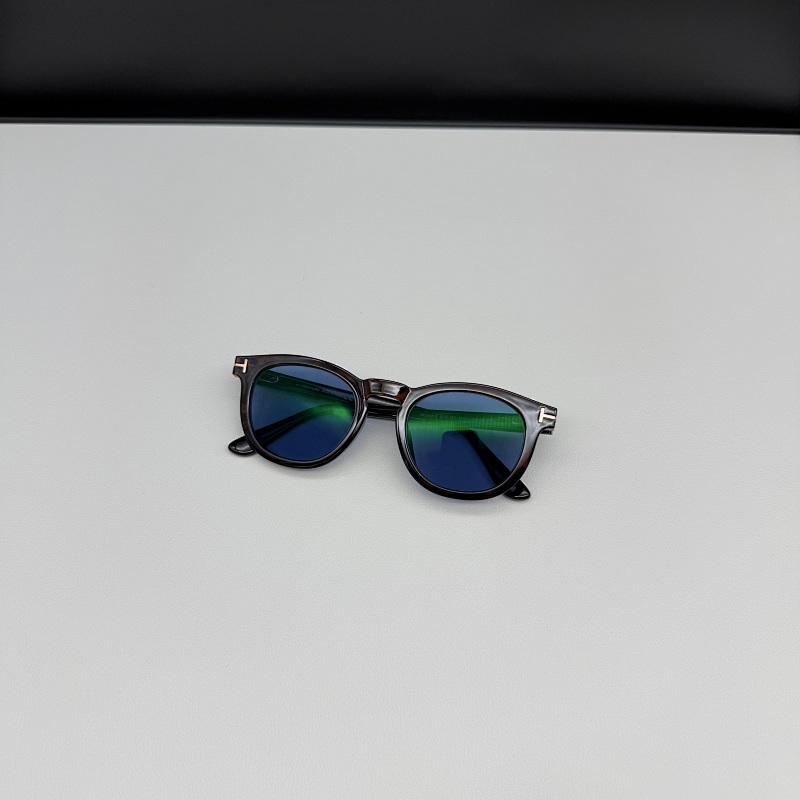QC : TF5993-B（photochromic lenses blue）