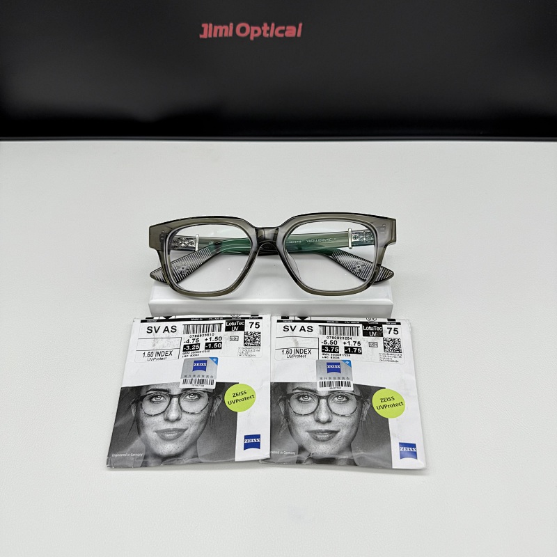 QC : Vagillionaire II Olive Rx Glasses