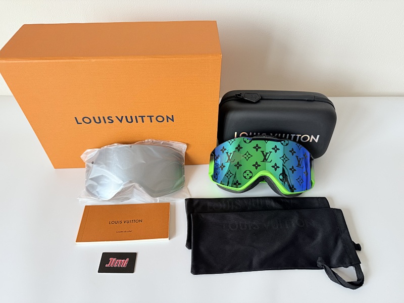 QC : LV Snow Mask Ski Goggles