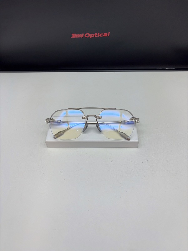 QC : FLUID 925 silver SIZE：58-18-147
