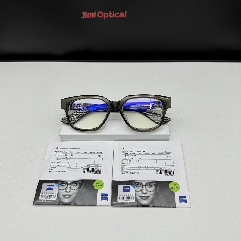 QC : Vagillionaire II Olive Rx Glasses