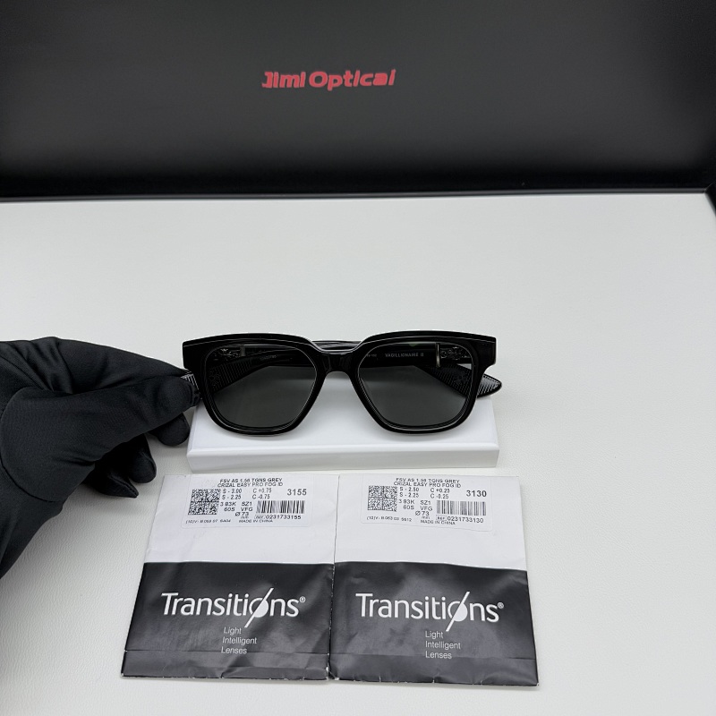 QC : VAGILLIONAIRE II 925 Silver