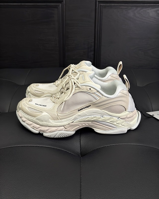 Le3