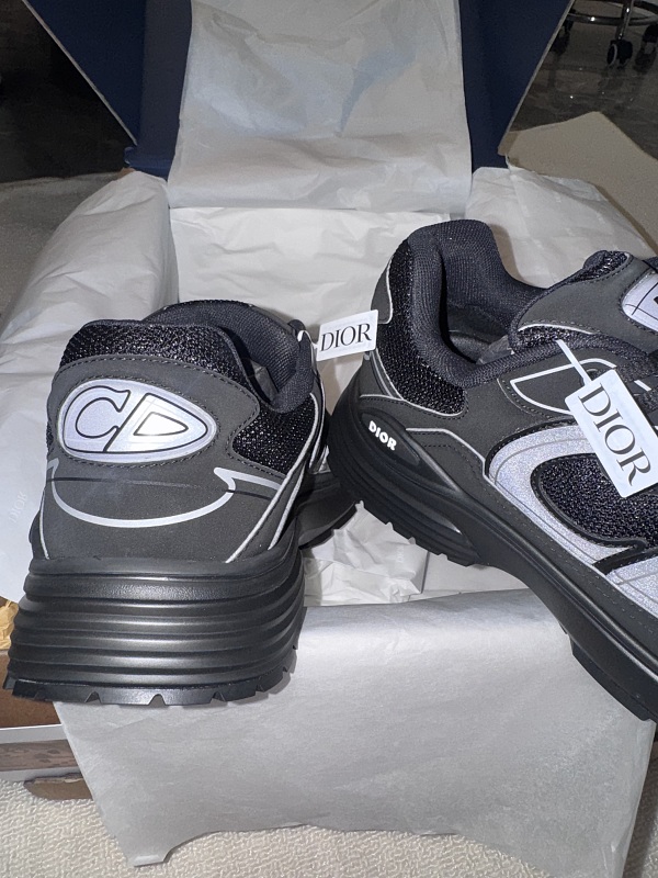 Retail photos in August 2026
