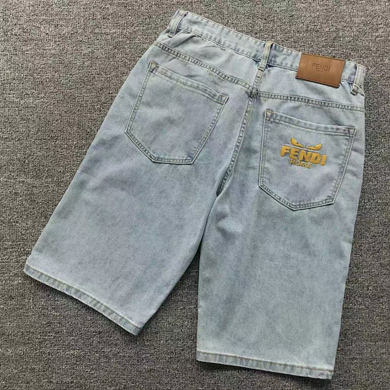 FENDI SHORTS 41420205（im 170cm 60kg i wear size 31 in the phot）