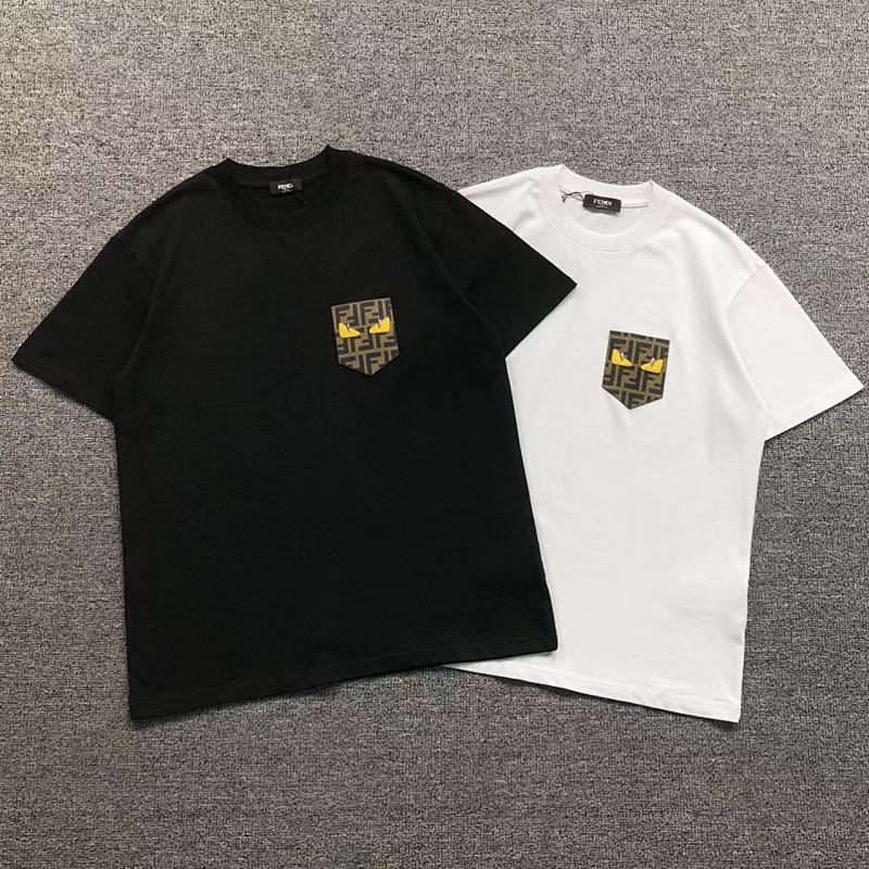 FENDI T-SHIRT 3203055921（im 170cm 60kg i wear size M in the phot）