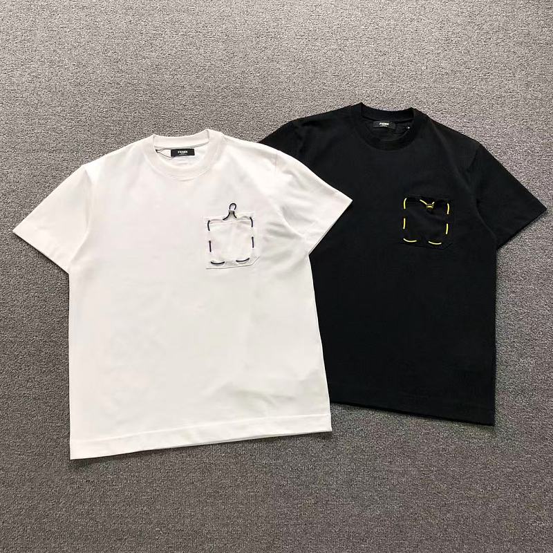 FENDI T-SHIRT 5260221147（im 170cm 60kg i wear size S in the phot）