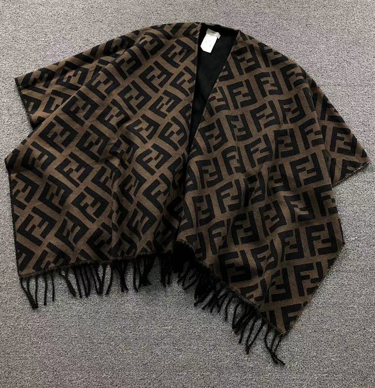 FENDI SHAWL 510241676 ( 长154CM*宽135CM)