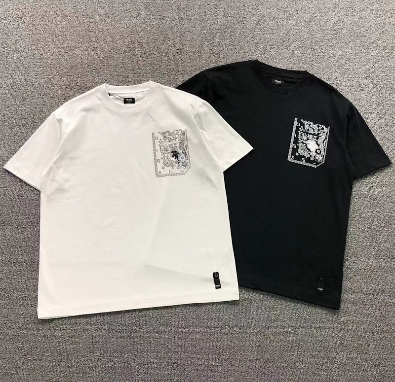 FENDI T-SHIRT 3108211421（im 170cm 60kg i wear size L in the phot）