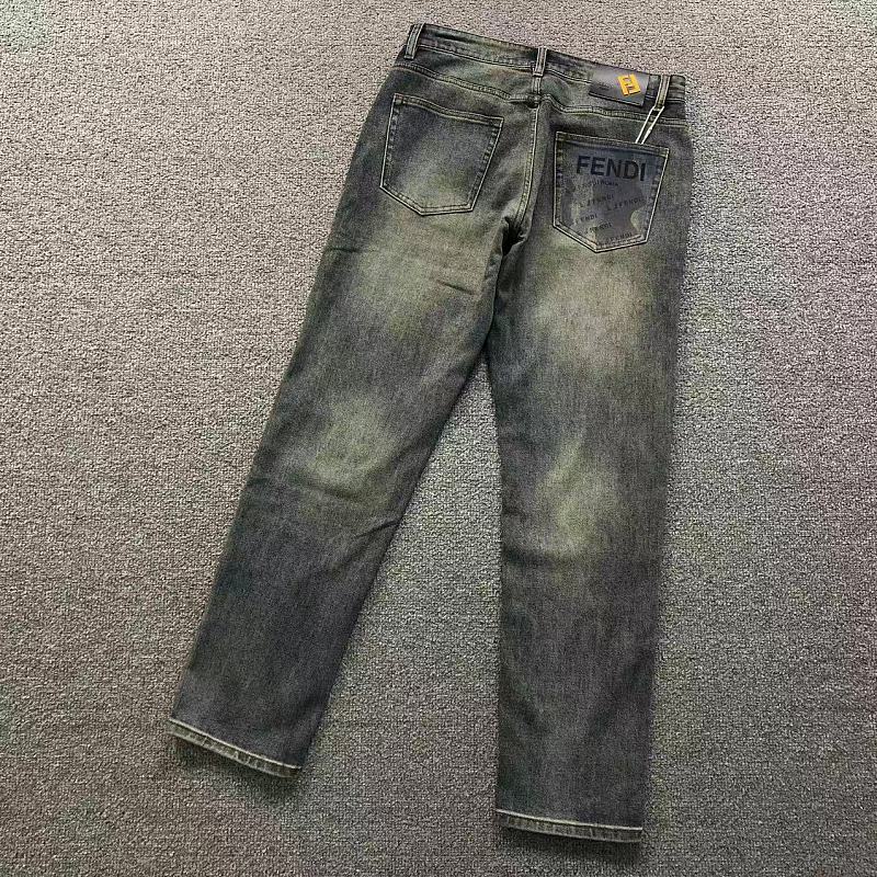 FENDI TROUSERS 127220501（im 170cm 60kg i wear size 32 in the phot）