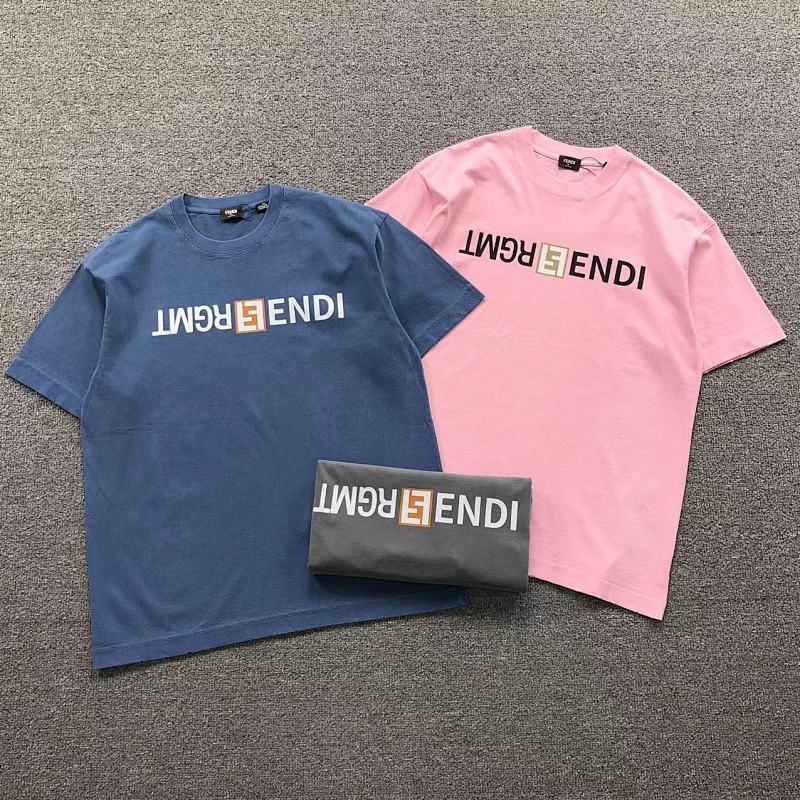 FENDI T-SHIRT 2203261401（im 170cm 60kg i wear size M in the phot）