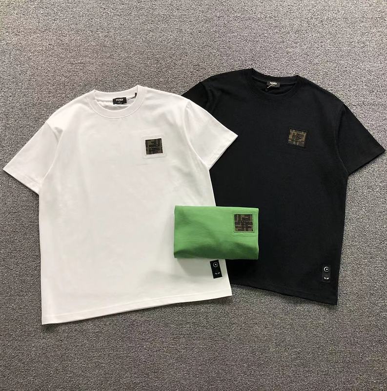 FENDI T-SHIRT 3208032215（im 170cm 60kg i wear size S in the phot）