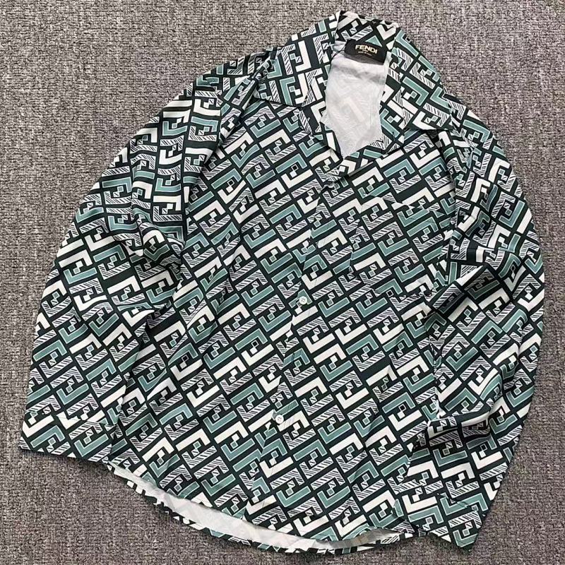 FENDI SHIRT 211050939（im 170cm 55kg i wear size L in the phot）