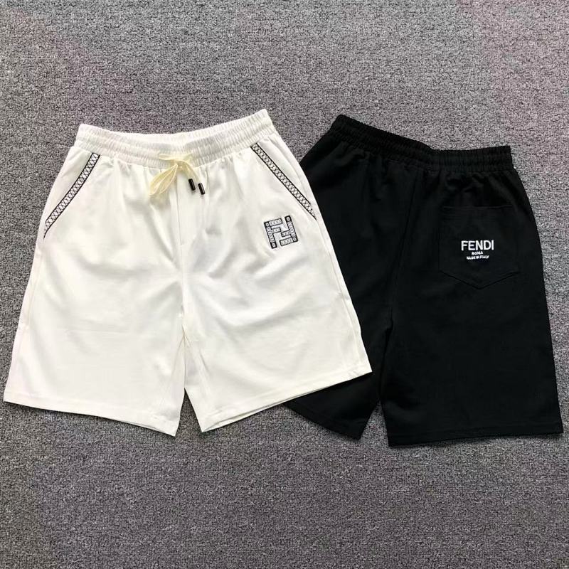 FENDI SHORTS 523232920（im 170cm 60kg i wear size L in the phot）