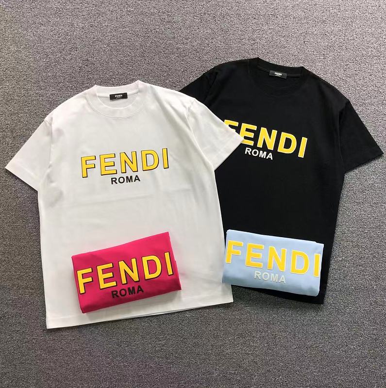 FENDI T-SHIRT 3205061521（im 170cm 60kg i wear size L in the phot）