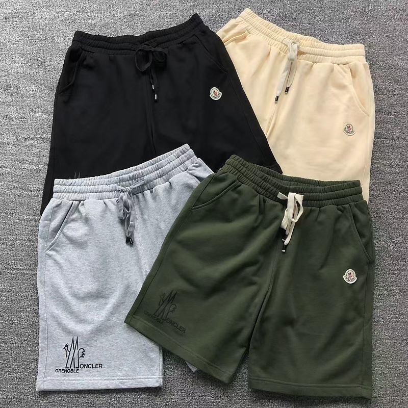 MONCLER SHORTS 413230621（im 170cm 60kg i wear size M in the phot）