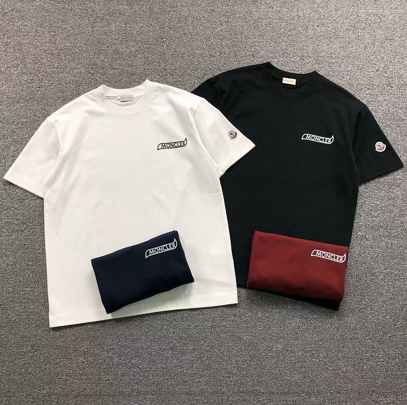 MONCLER T-SHIRT 3203241321（im 170cm 60kg i wear size M in the phot）