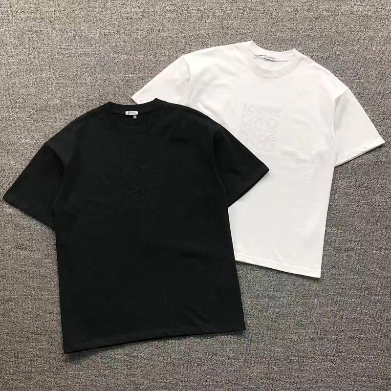 LOEWE T-SHIRT 524060419（im 170cm 60kg i wear size S in the phot）
