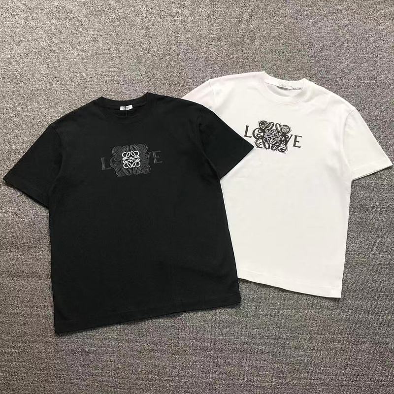 LOEWE T-SHIRT 3206110821（im 170cm 60kg i wear size L in the phot）