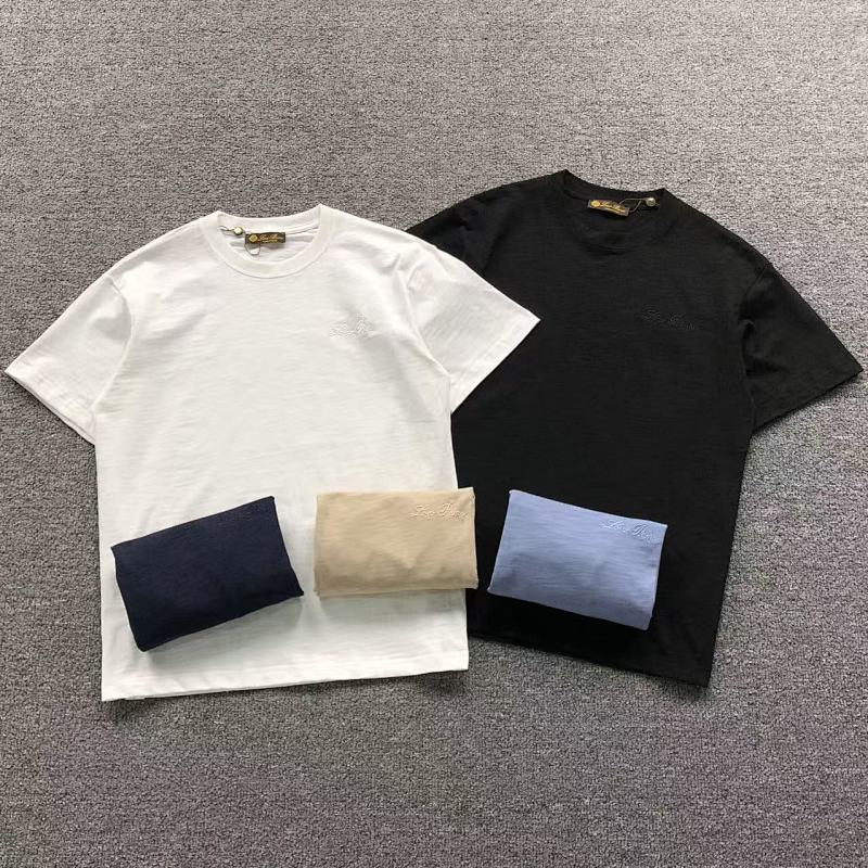 LORO PIANA T-SHIRT 3107012421（im 170cm 60kg i wear size M in the phot）