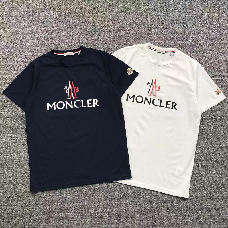MONCLER T-SHIRT 21122003125（im 170cm 60kg i wear size M in the phot）