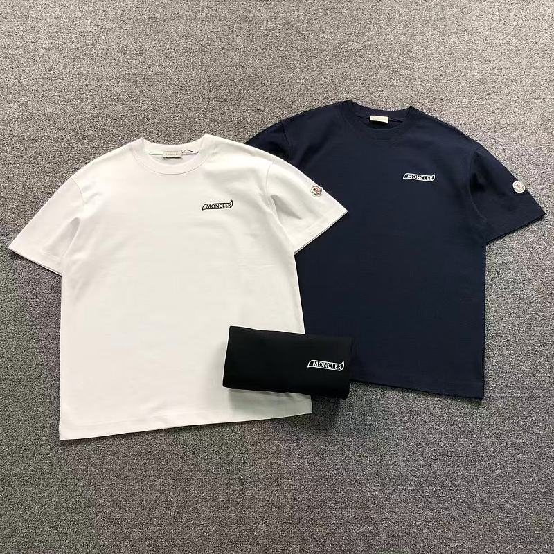 MONCLER T-SHIRT 3206173821（im 170cm 60kg i wear size L in the phot）