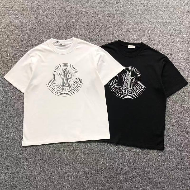 MONCLER T-SHIRT 5110611147（im 170cm 60kg i wear size M in the phot）