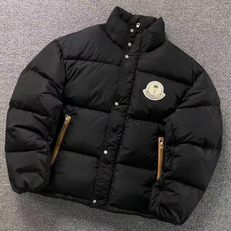 MONCLER DOWN JACKETS 3108202315（im 170cm 60kg i wear size 4 in the phot）