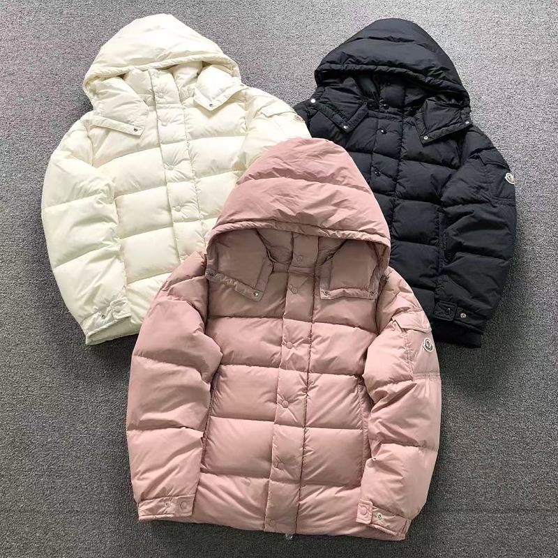 MONCLER DOWN JACKETS 3208250316（im 170cm 60kg i wear size 3 in the phot）