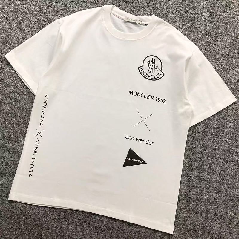 MONCLER T-SHIRT 523170270（im 170cm 60kg i wear size M in the phot）