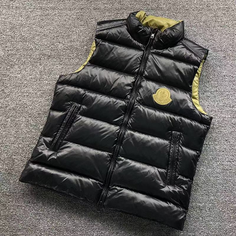 MONCLER VEST DOWN JACKETS 218090915（im 170cm 60kg i wear size 3 in the phot）