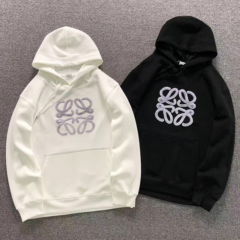 LOEWE HOODIE 2110303401（im 170cm 60kg i wear size L in the phot）
