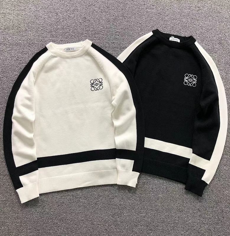 LOEWE SWEATER 1110163460（im 170cm 60kg i wear size S in the phot）
