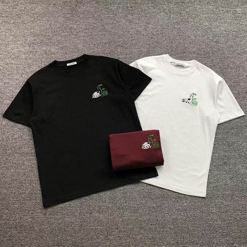LOEWE T-SHIRT 41072607133（im 170cm 60kg i wear size L in the phot）