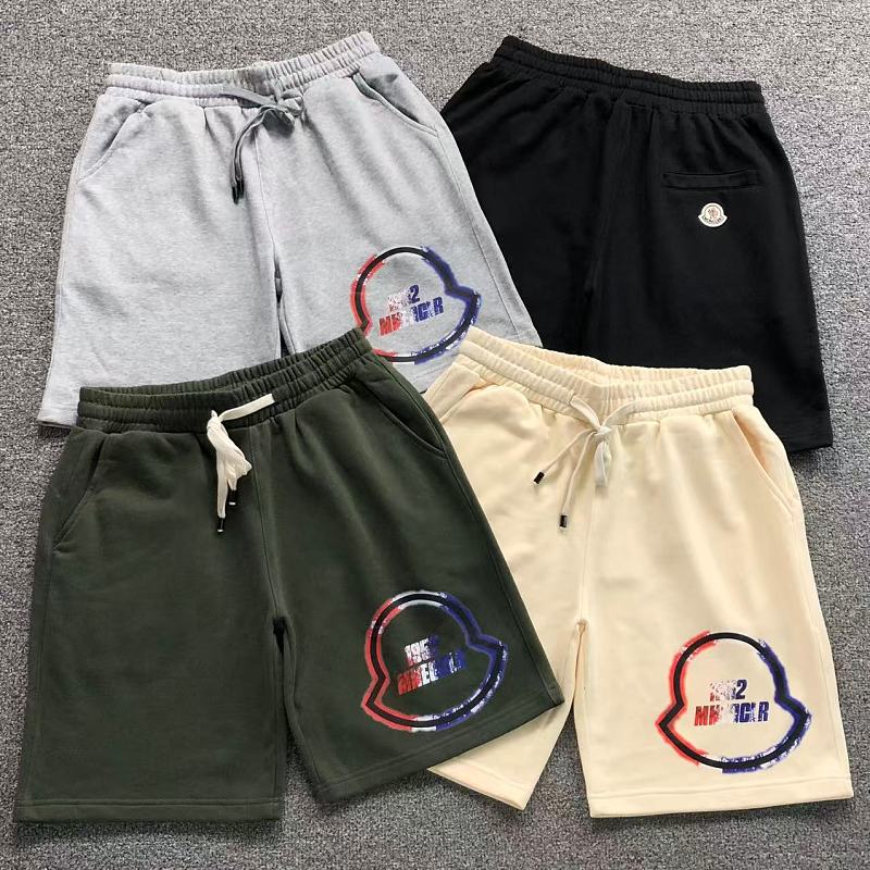 MONCLER SHORTS 3204225021（im 170cm 60kg i wear size M in the phot）