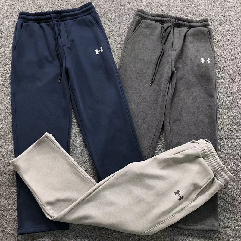UNDER ARMOUR TROUSERS 4111070401 （im 170cm 60kg i wear size L in the phot）