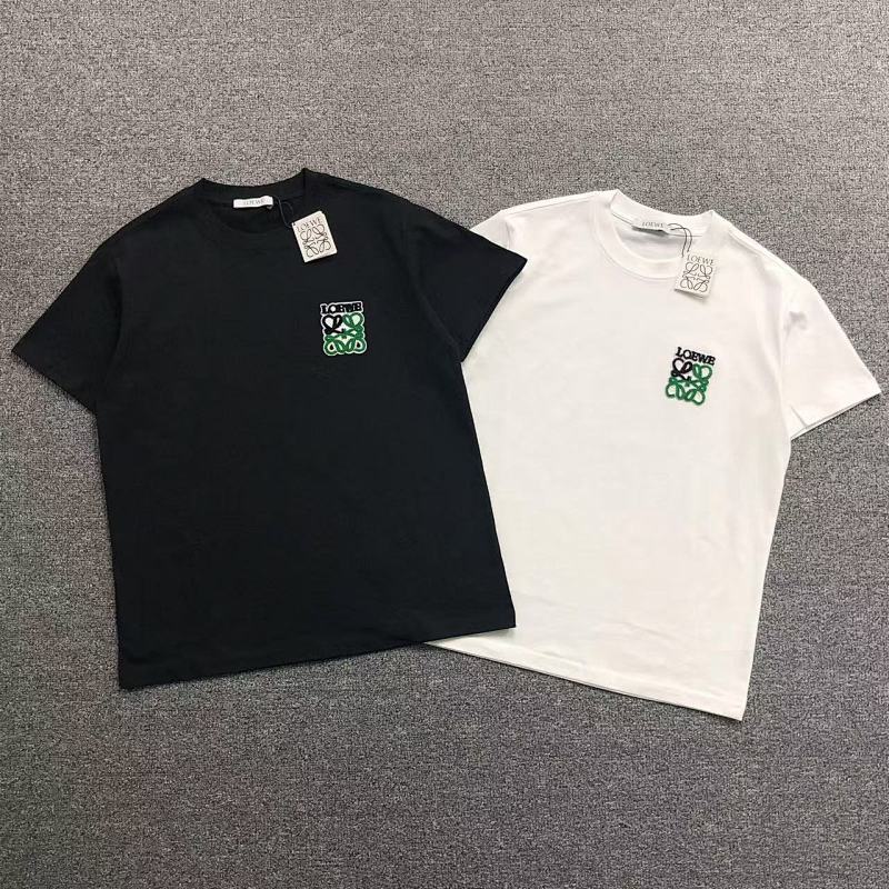 LOEWE T-SHIRT 311290521（im 170cm 55kg i wear size XS in the phot）