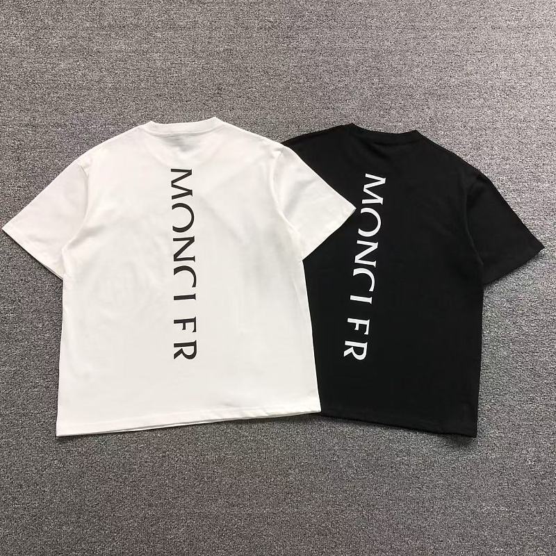 MONCLER T-SHIRT 5110610147（im 170cm 60kg i wear size M in the phot）