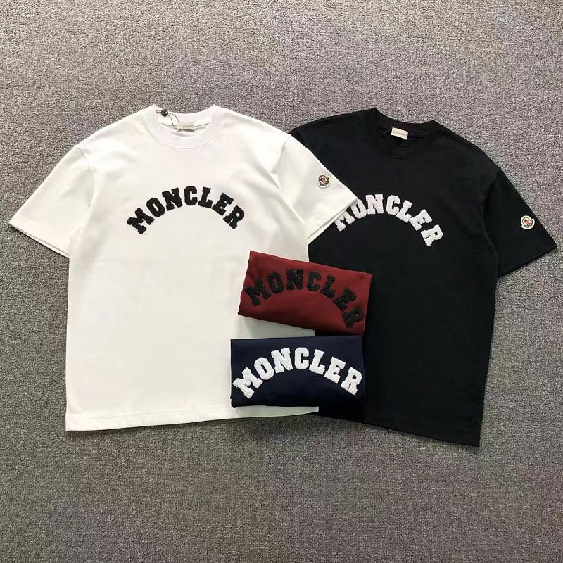 MONCLER T-SHIRT 3201301321（im 170cm 60kg i wear size M in the phot）